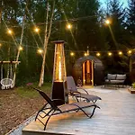 Vakantiehuis Pedaspae Igloo House And Sauna *