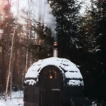 Holiday home Pedaspae Igloo House And Sauna Pedaspea