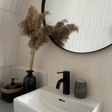 Holiday home Pedaspae Igloo House And Sauna Pedaspea