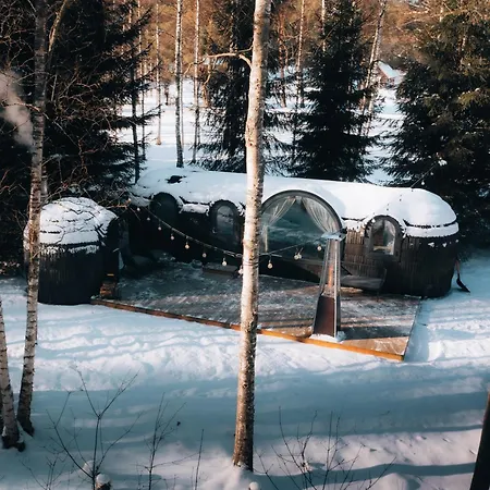 Pedaspae Igloo House And Sauna Vakantiehuis
