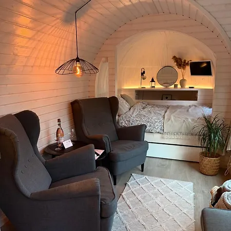 Pedaspae Igloo House And Sauna * Pedaspea